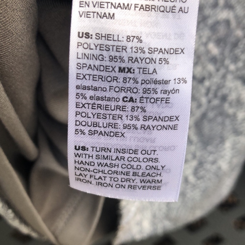 NWT Chico’s Mock Neck Sequin Python Print Top Siz… - image 13